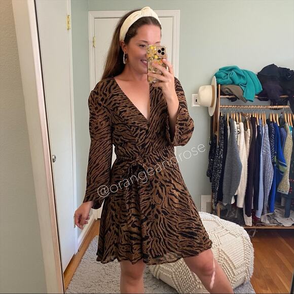 GANNI Tiger Animal Print Wrap Sexy Mini Dress 38/M - Picture 5 of 11